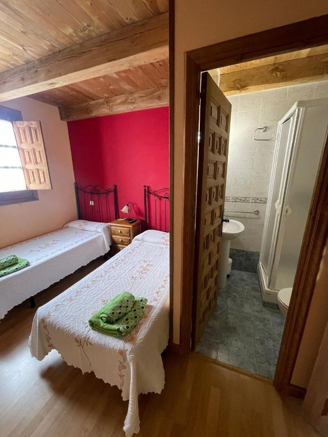 Hotel El Manzano Castrojeriz Esterno foto