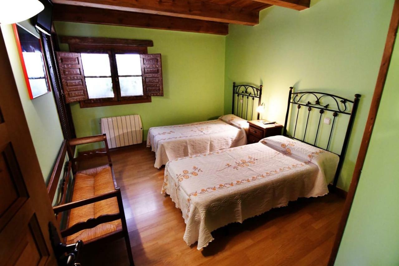 Hotel El Manzano Castrojeriz Esterno foto